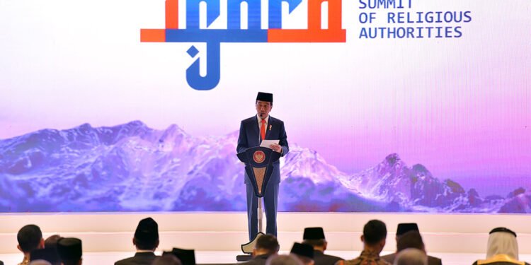Presiden Jokowi membuka R20 International Summit of Religious Authorities, Senin 27 November 2023.(foto:SetkabRI)