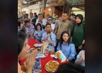 Kunjungi Manado, Gibran Disambut Adat Minahasa di Bandara Sam Ratulangi