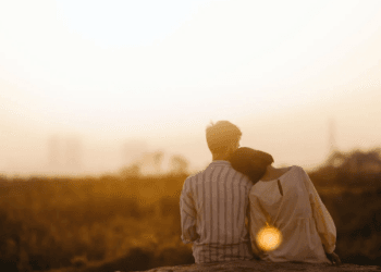 Trik Psikologi:  Cara Mengetahui Apakah Dia Mau Jadi Pacar Anda