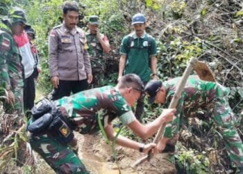 Antisipasi Penyelundupan, TNI Tutup ‘Jalan Tikus’ di Perbatasan Indonesia – Malaysia