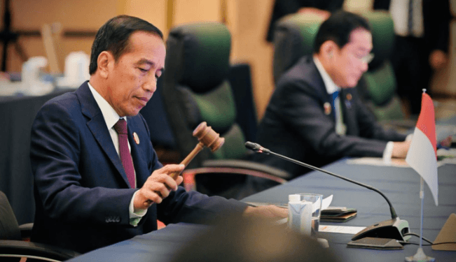 Presiden Jokowi pada KTT Perayaan 50 Tahun Hubungan Persahabatan dan Kerja Sama ASEAN-Jepang di Hotel The Okura, Tokyo, Jepang, Minggu (17/12/2023).(Foto: SetkabRI)