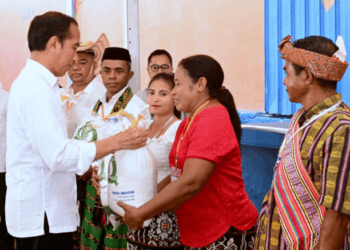 Presiden Jokowi Pastikan Penyaluran Bantuan Pangan CBP dan El Nino