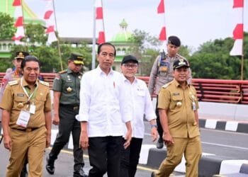 FOTO NEWS: Presiden Resmikan 3 Jembatan Pengganti Jembatan Callender Hamilton di Banten