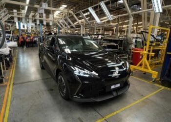 Harga Mobil Listrik MG 4 EV CKD Turun Rp266 Juta, Berikut Simulasi Cicilan yang Tersedia