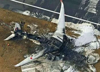 Foto-Foto Perdana Pesawat Japan Airlines A350 yang Hangus Terbakar Usai Tabrakan 