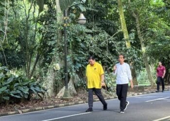 Presiden Jokowi Olahraga dan Sarapan dengan Airlangga Hartarto, Sinyal Apa?