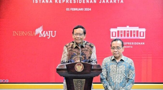 Mahfud MD pada konferensi pers usai menyerahkan surat pengunduran diri dari Menko Polhukam kepada Presiden Jokowi, Kamis sore (01/02/2024).(Foto:Setkab RI)