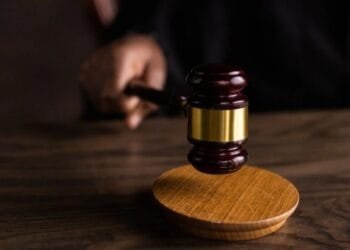 CERITA LUCU: Abu Nawas Menjadi Pengacara