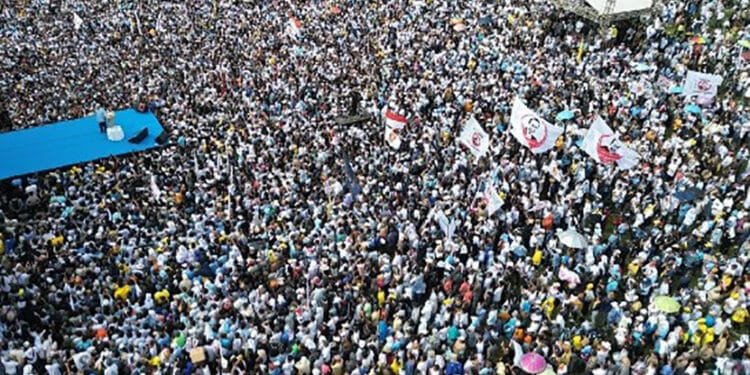 Kampanye di Kampung Halaman Ibunda Tercinta, Prabowo: Saya Mohon Doa Restu