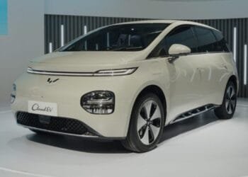 Wuling Perkenalkan Cloud EV Pertama Kali ke Publik di IIMS 2024