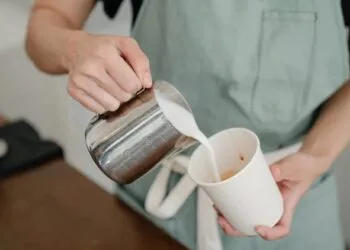 Cara Mengolah Susu Sapi Murni Menjadi Minuman Segar yang Lezat dan Bergizi
