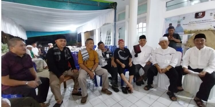 Para tokoh dan sesepuh OKP Bolmong Raya sepakat untuk mengusung Asripan Nani sebagai Calon Wakil Gubernur Sulut 2024.(Foto:IstanaGaruda.com)