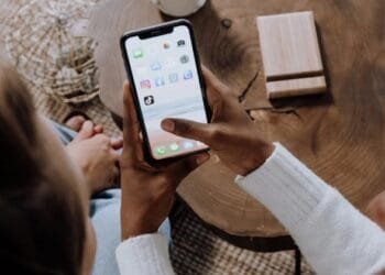 TikTok Ingin Jadi YouTube? Uji Coba Upload Video 60 Menit!