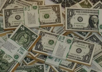 Dolar Raja, Berkshire Hathaway Pegang Rp 2,8 Kuadriliun Cash! Buffett: Tak Ada Lawan!