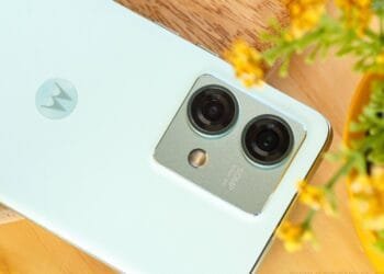 Motorola Edge 50 Neo: Hadir dengan Varian Memori Besar dan Pilihan Warna Menarik!