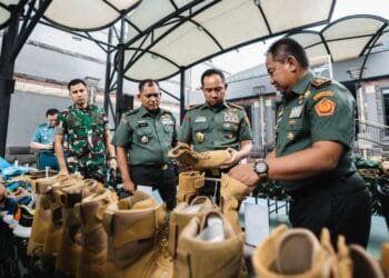 Panglima TNI Tinjau Persiapan Perlengkapan Satgas Operasi Perdamaian Dunia