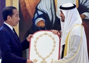 Presiden Jokowi Terima Penghargaan Tertinggi dari PEA: Order of Zayed