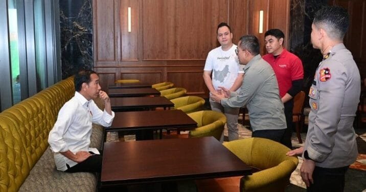 Presiden Jokowi saat meninjau Hotel Nusantara di IKN, Selasa (30/07/2024).(Setkab RI)