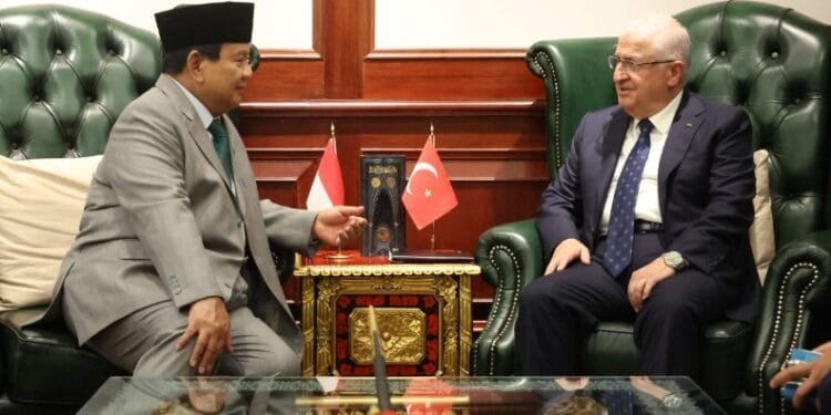 Prbaowo Subianto menerima kunjungan Menhan Turki Yaşar Güler.(Kemhan RI)