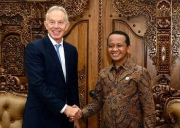 Menteri ESDM Terima Kunjungan Mantan PM Inggris: Bahas Kemajuan Transisi Energi Bersih