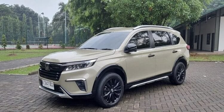 Honda BR-V N7X (oto.com)