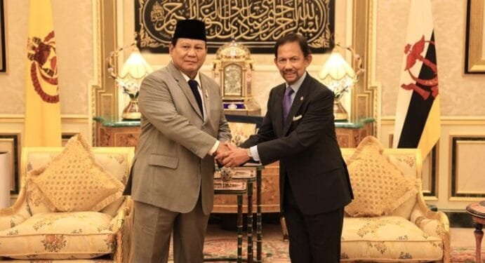Prabowo Subianto bersama Sultan Hassanal Bolkiah. (Kemhan RI).