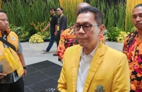 Waketum DPP Partai Golkar, Adies Kadir.
