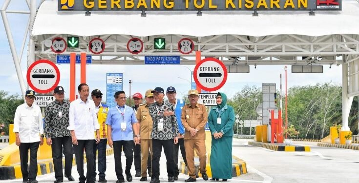 Presiden Jokowi Resmikan Dua Ruas Tol Baru di Sumatera.(Setkab RI)