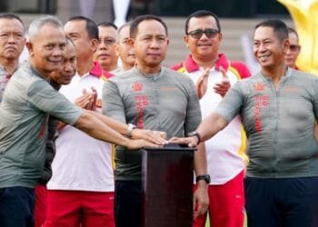 Resmikan Lapangan Prima di Mabes TNI, Panglima TNI Bagikan Ribuan Paket Sembako