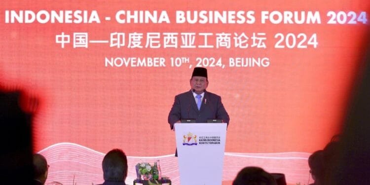Presiden Prabowo Ajak Pengusaha Tiongkok Tingkatkan Investasi di Indonesia dalam Forum Bisnis di Beijing, Minggu (10/11/2024).(Presidenri)