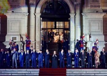 Keakraban Pemimpin Dunia di Gala Dinner APEC: Presiden Prabowo Pererat Hubungan Internasional