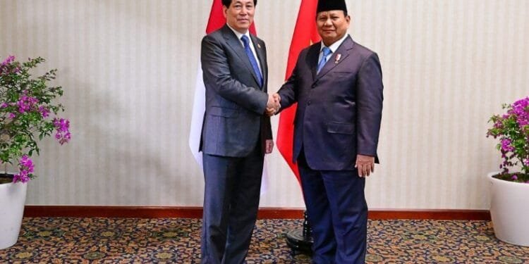 Presiden Prabowo dan Presiden Vietnam Luong Cuong sepakati penguatan kemitraan strategis Indonesia-Vietnam.(Presidenri)