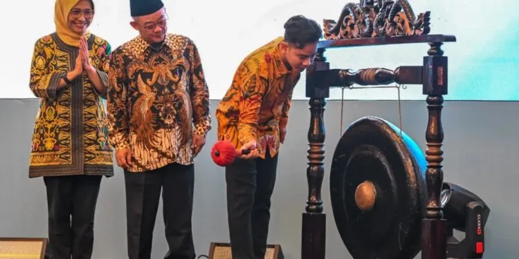 Wakil Presiden Gibran Rakabuming Raka saat membuka Rakor Pendidikan, Senin (11/11/2024).Wapresri)