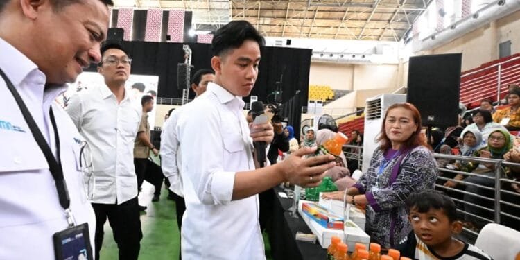 Wapres Gibran memberi mendukung penuh Program Mekaar yang diinisiasi PT Permodalan Nasional Madani (PNM).(Wapresri)