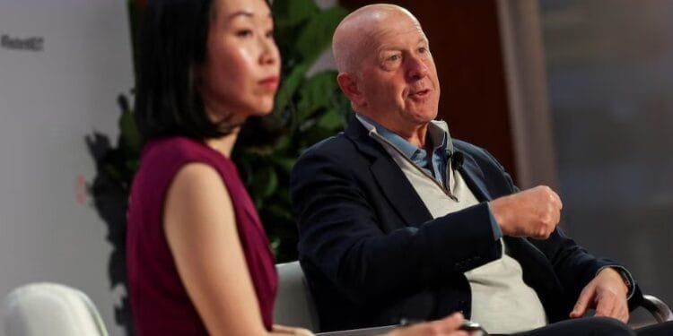 CEO Goldman Sachs David Solomon (kanan).(Reuters)