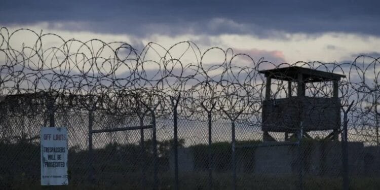 Tahanan militer Guantanamo Bay.(APNews)