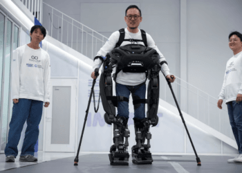 Korea Selatan Berhasil Buat Robot ‘Iron Man’: Bantu Penyandang Paraplegia