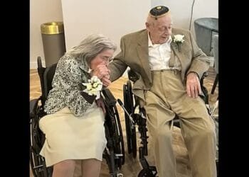 Kisah Cinta Abadi: Inilah Pasangan Pengantin Tertua di Dunia!