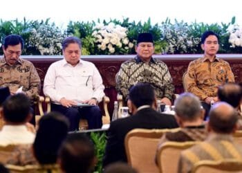 Presiden Prabowo Resmi Serahkan DIPA 2025 dan Luncurkan E-Katalog Versi Terbaru