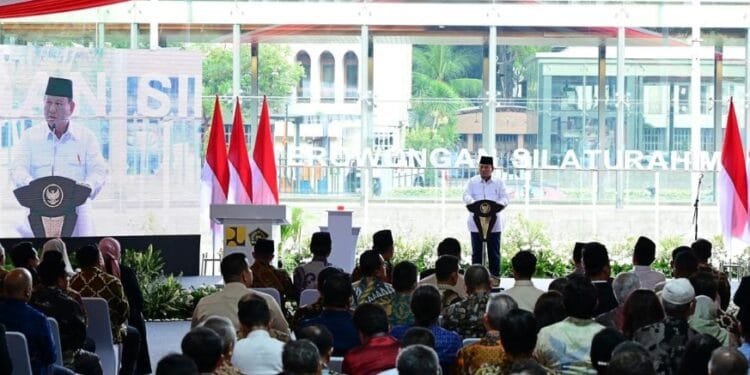 Presiden Prabowo Subianto meresmikan Terowongan Silaturahim, Jumat (13/12/2024).(Presidenri)