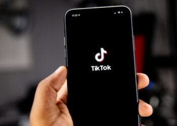 Thunderobot Luncurkan Monitor Gaming 24,5 Inci dengan Refresh Rate 400Hz dan 1ms GTG