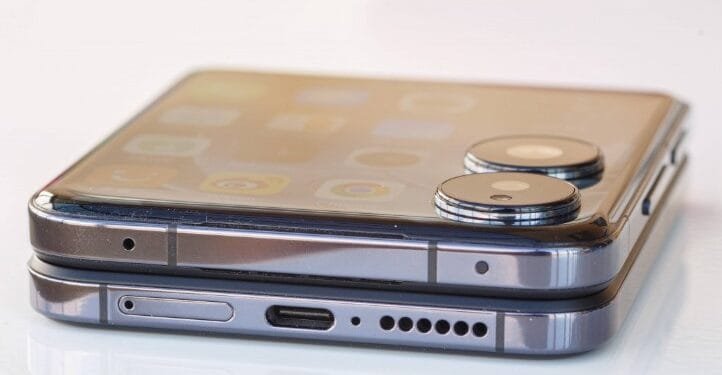 Xiaomi Mix Flip 2.(GSM)