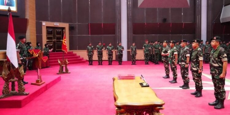 Kasum TNI Pimpin Sertijab Danjen Akademi TNI, Aspers Panglima TNI, dan Aster Panglima TNI.(Puspen TNI)