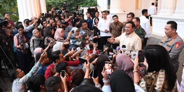Presiden Prabowo Subianto berbicara di hadapan wartawan, Kamis (30/01/2025).(Presidenri)