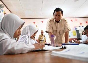 Presiden Prabowo Tinjau Program MBG: Dorong Masa Depan Cerah bagi Anak Indonesia