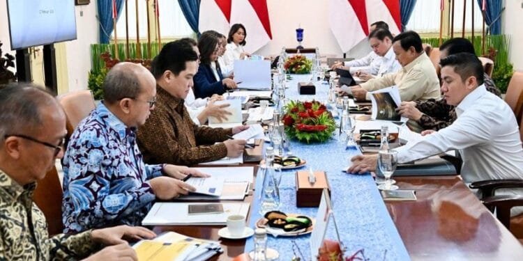 Presiden Prabowo Subianto ungkap langkah besar untuk memperkuat ekonomi nasional.(Presidenri)