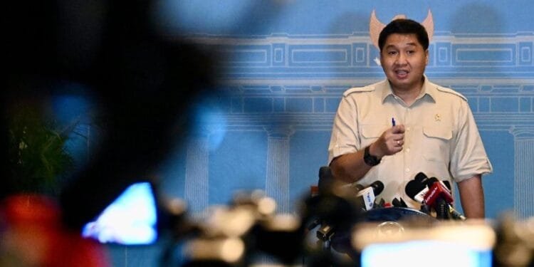Menteri PKP Maruarar Sirait menyampaikan keterangannya di Istana Kepresidenan Jakarta, Rabu (19/03/2025).(Presidenri)