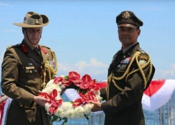 KRI TOM-357 Kawal Delegasi AS dan Australia dalam Upacara Mengenang Pertempuran di Selat Sunda