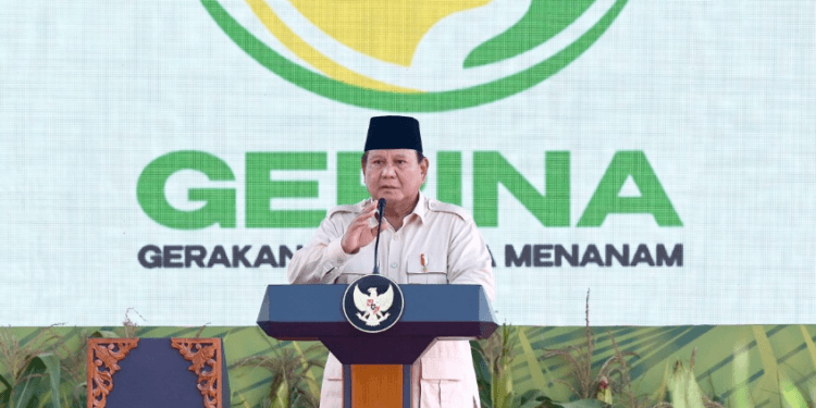 Presiden Prabowo Subianto Saat meluncurkan program Gerina di Kabupaten Banyuasin, Sumsel, Rabu (23/04/2025).(Presidenri)