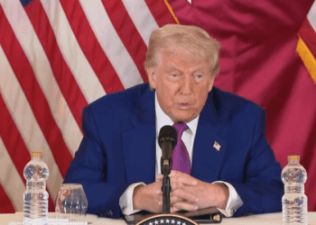 Trump Umumkan AS dan Iran Hampir Sepakat Soal Kesepakatan Nuklir, Tapi Ancaman Militer Masih Mengintai